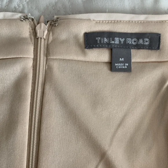 Gold Sequin Skirt. Medium. - Picture 3 of 4